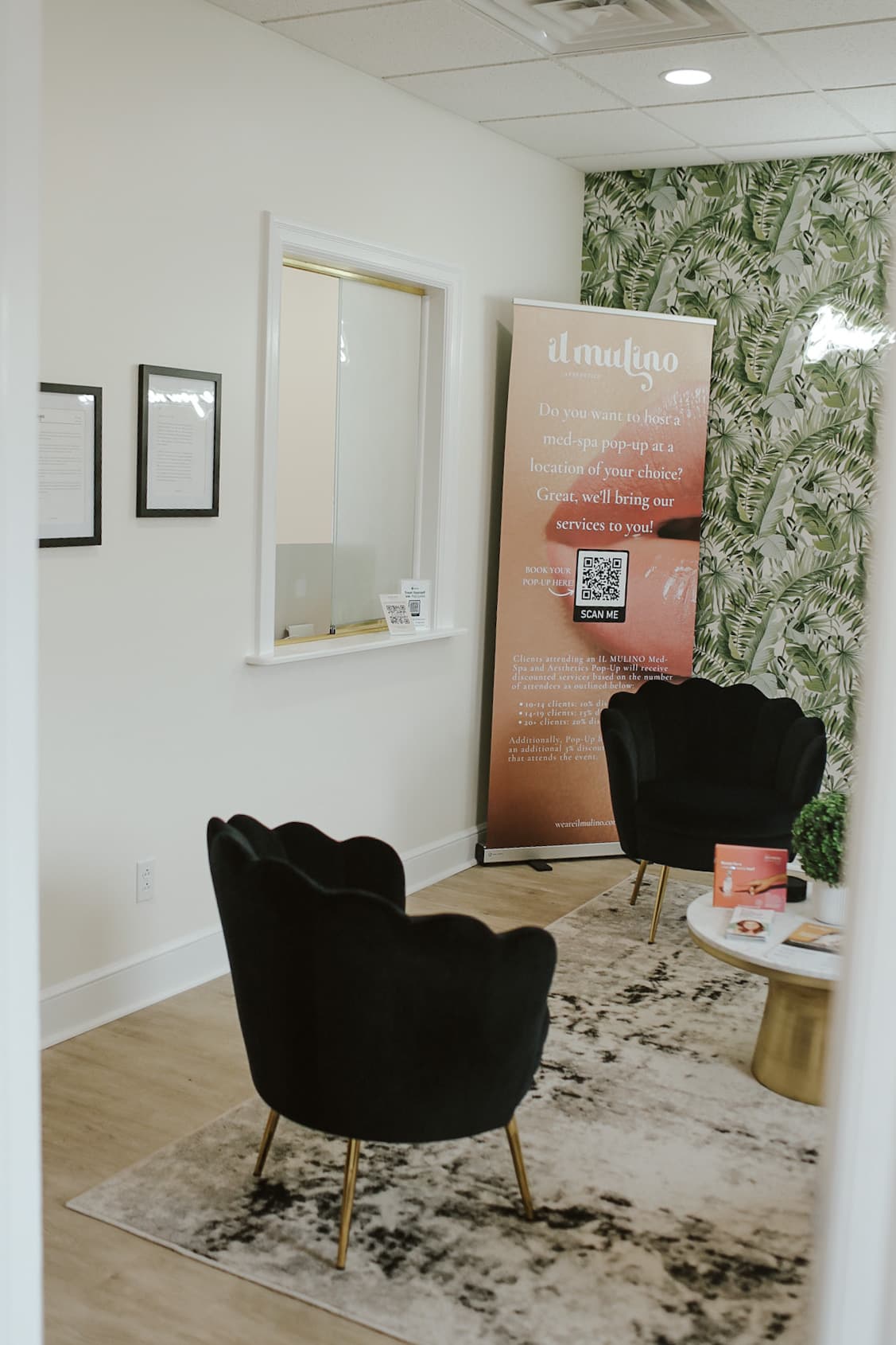 The Il Mulino Aesthetics waiting area